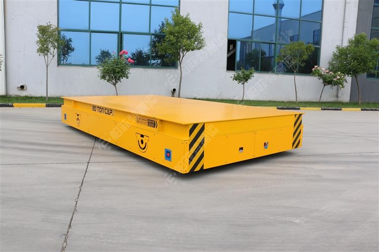 電動運(yùn)輸車